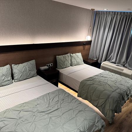 Hotel Mirage Brooklyn Нью-Йорк Экстерьер фото