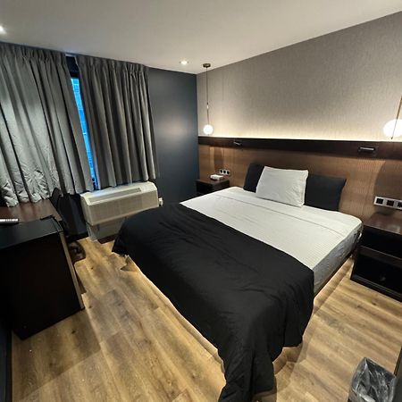 Hotel Mirage Brooklyn Нью-Йорк Экстерьер фото